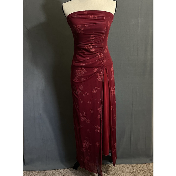 Taboo Dress Y2K Size S Red Maxi Length Strapless Glittery Floral Roses Formal - Picture 1 of 11